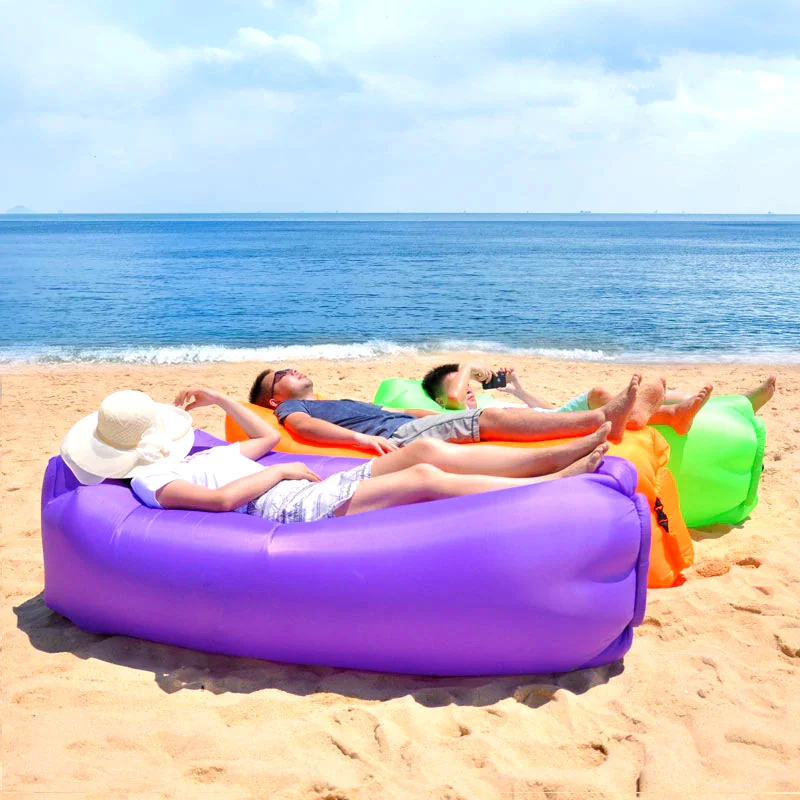 Hamac gonflable | Wild Balloon illustration sur la plage